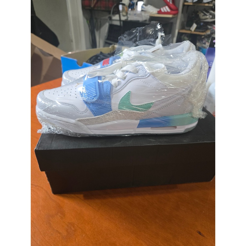 Jordan Legacy 312 Low GS White Emerald Rise FN8896-131 Size 6.5Y